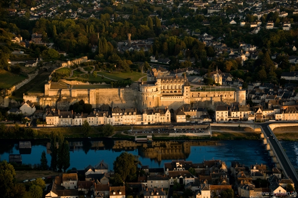 am Abend, Blois das Ziel