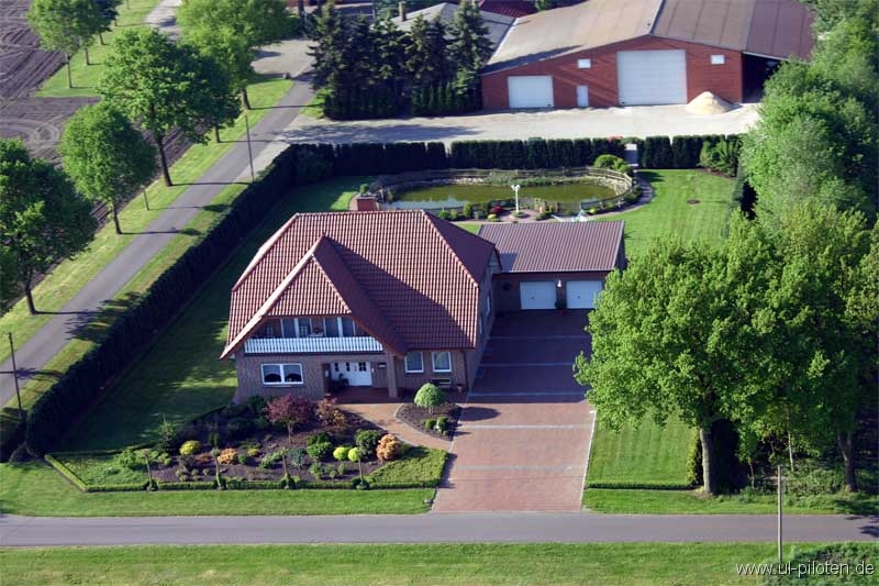 Die lieben Flugplatz-Nachbarn-1