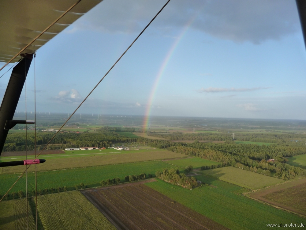 Landung unterm Regenbogen