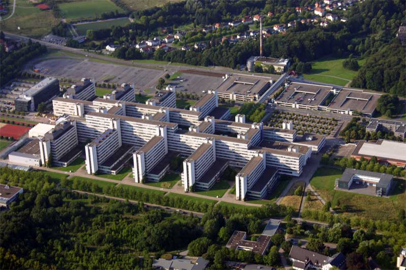 Universit�t Bielefeld