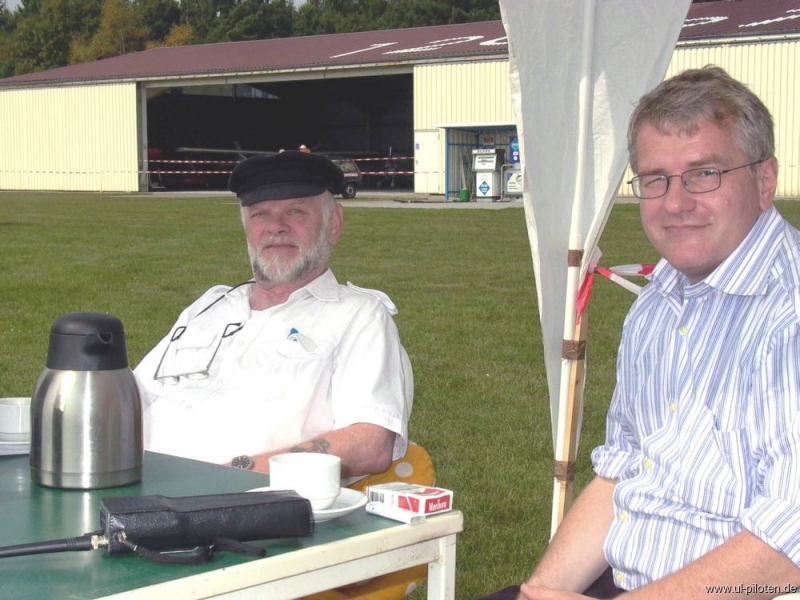 Flugleitung mit Helmut und Ali