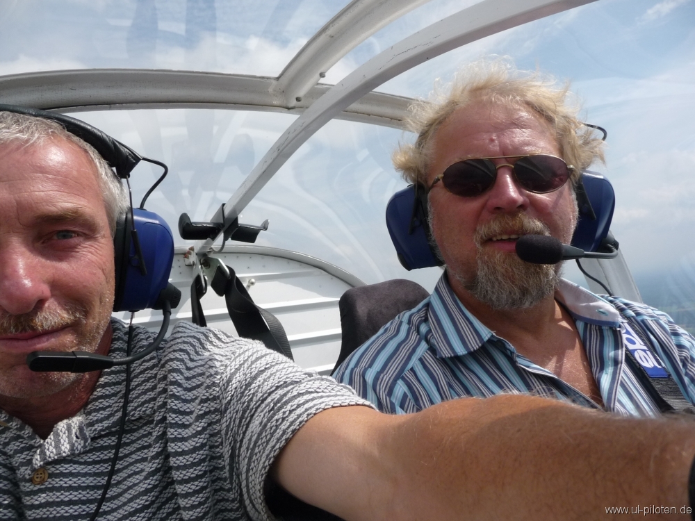 auf zum  Fliegerlager